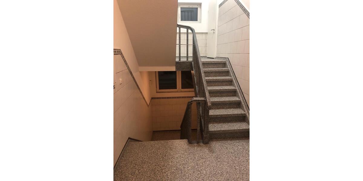 Wohnung 2. OG mit französischem Balkon 4 zimmer