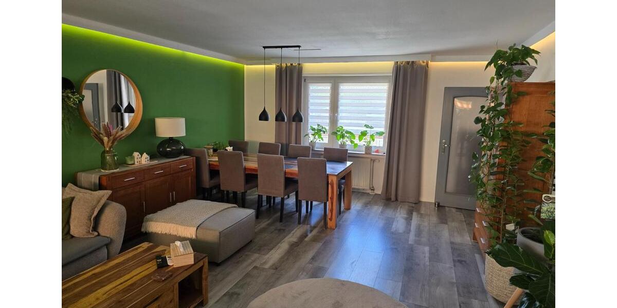 4,5-Zimmer-Wohnung mit Garage & Balkon in Alt-Wetter 4.5 zimmer