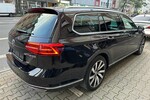 VW Passat 272.749 km 11.800 € Düsseldorf 40213