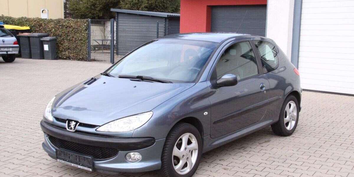 Peugeot 206 125.300 km 2.700 &euro; Velbert 42549