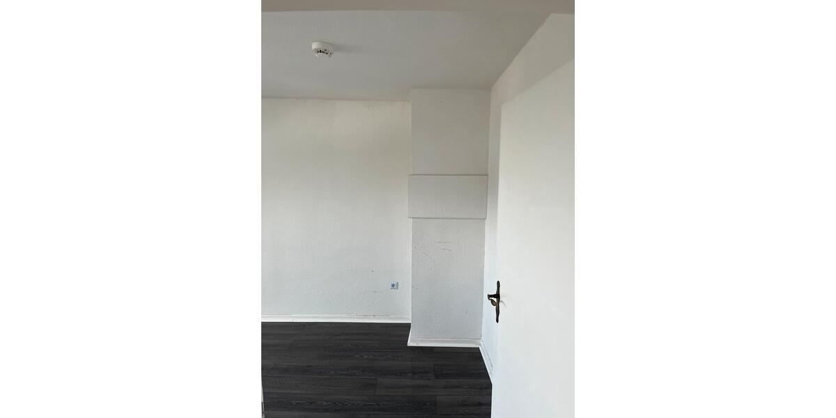 Dachgeschoßwohnung Duisburg Essenberg - 3 Zimmer, 68 m&sup2;, 578&euro; | Angebot:25257719