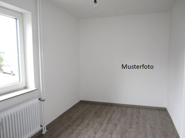 Etagenwohnung Herne Altenhöfen - 3 Zimmer, 67 m&sup2;, 585&euro; | Angebot:26451016