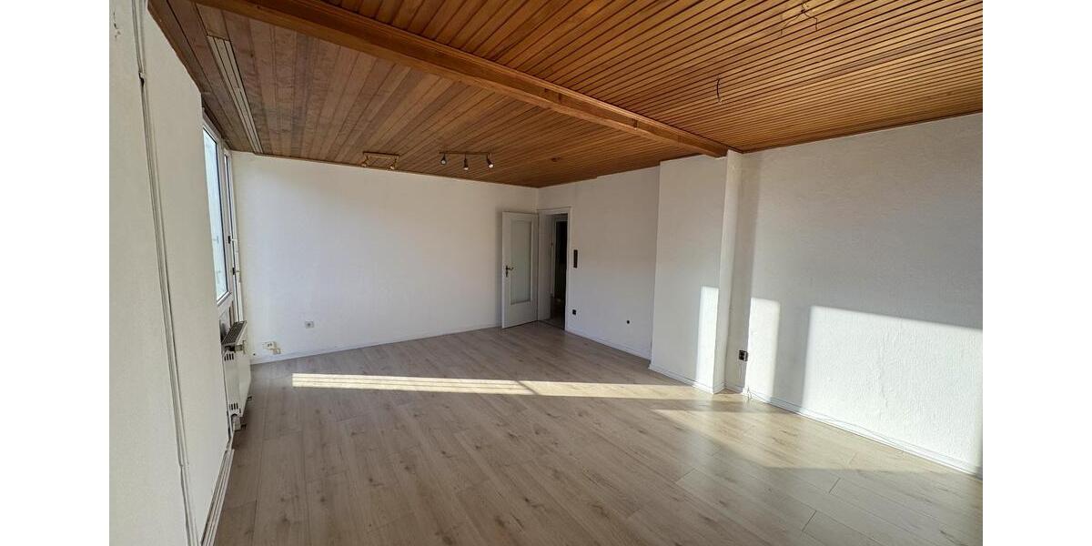 Attraktive, renovierte Wohnung in zentraler Lage 2 zimmer