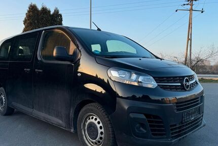 Opel Vivaro 119.000 km 20.990 &euro; Hünxe 46569