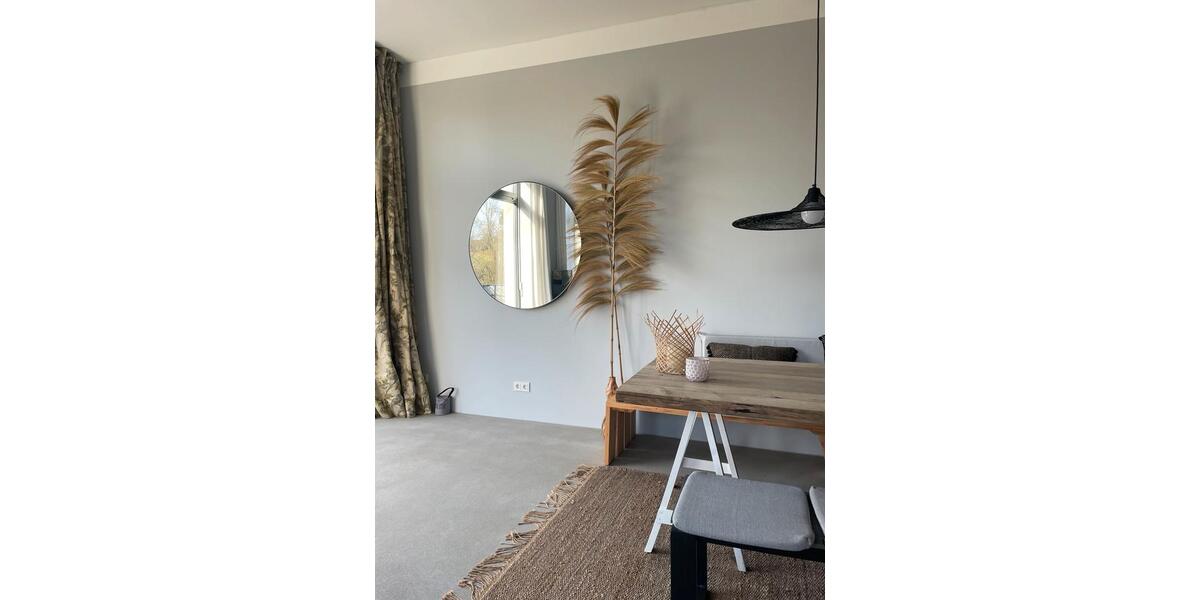 Offene Loftwohnung mit kl. Bad und Schlafzimmer und Terrasse 2 zimmer