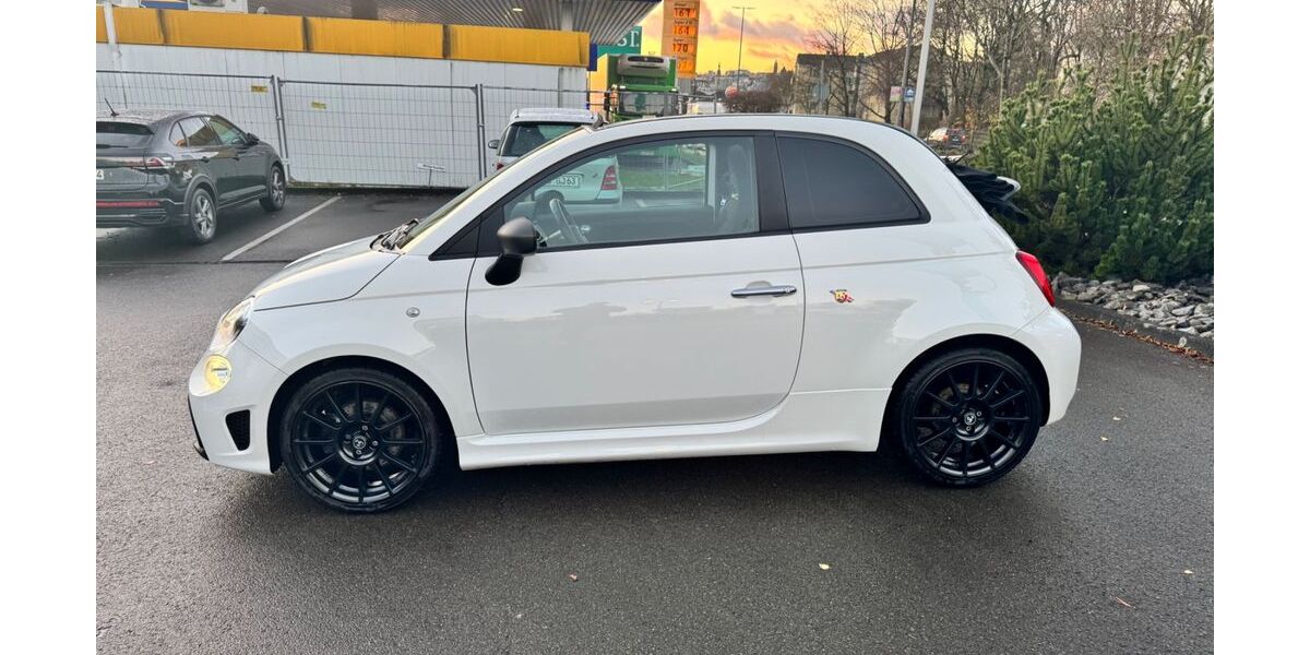 Abarth 595C 105.000 km 15.450 &euro; Wuppertal 42103