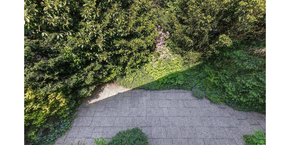 Freistehendes 185 m2 Ein- oder Zweifamilienhaus in Massivbauweise 6 zimmer