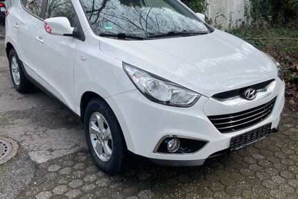 Hyundai ix35 119.000 km 6.950 &euro; Marl 45772