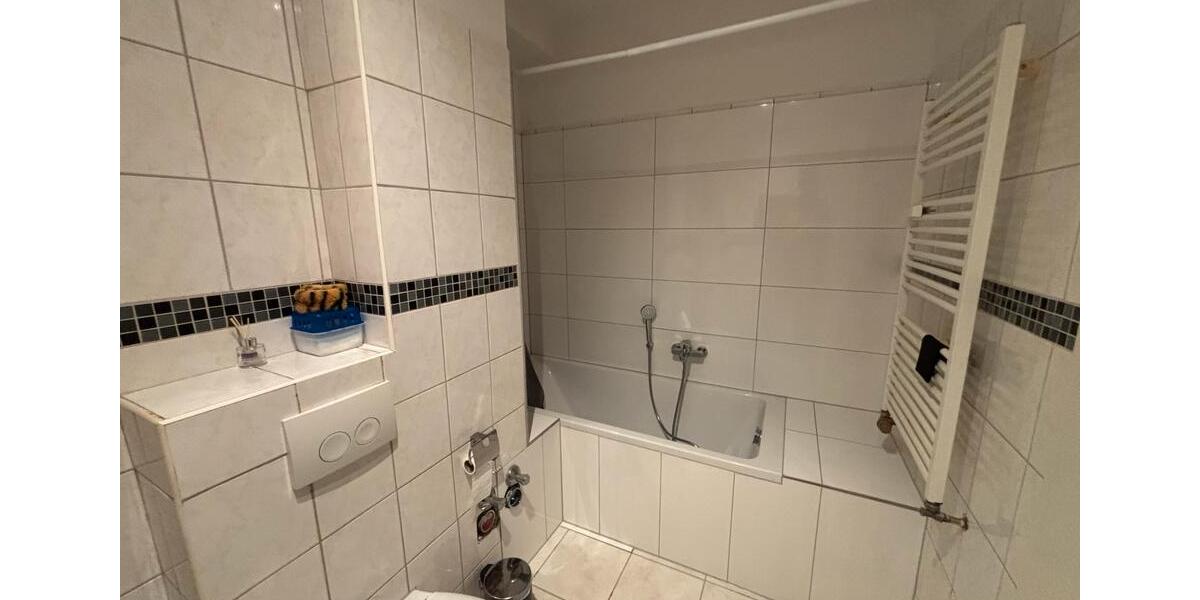 Etagenwohnung Essen Stadtbezirk III - 1 Zimmer, 20 m&sup2;, 415&euro; | Angebot:26447957
