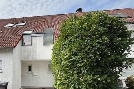 Familien(t)raum in guter Lage - Reihenmittelhaus mit 4 Kinderzimmern 6 zimmer