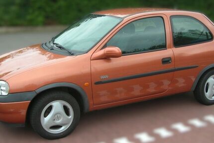 Opel Corsa 130.000 km 2.850 &euro; Schwelm 58332