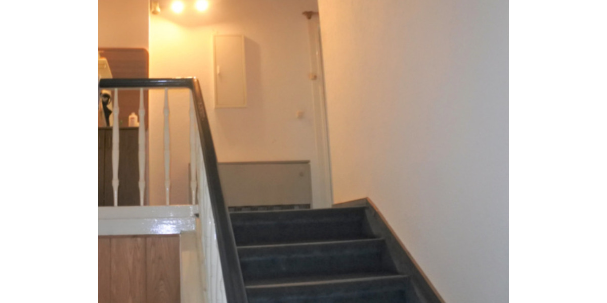 Dachgeschoßwohnung Essen Stadtbezirk VII - 3 Zimmer, 89 m&sup2;, 655&euro; | Angebot:25718244