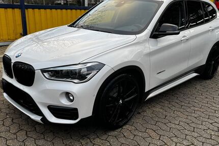 BMW X1 177.235 km 15.900 € Düsseldorf 40476