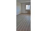 2 R, 64 qm, Balkon, 6. Etage, Fahrstuhl 2 zimmer