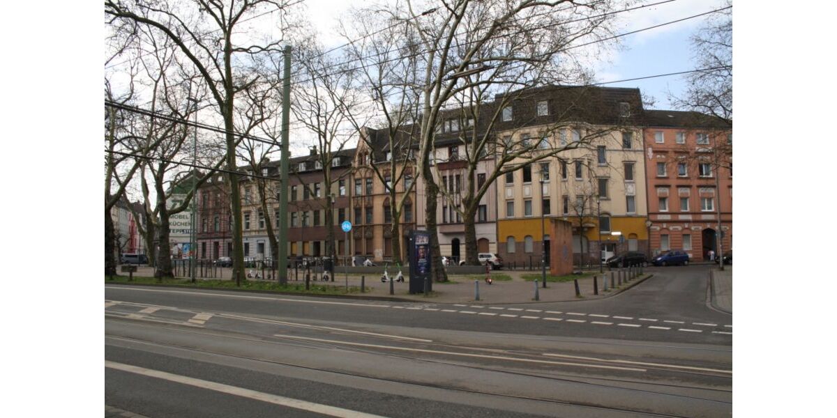 Provisionsfrei* Mehrfamilienhaus mit 277 m² Wohnfläche, komplett renoviert, vollvermietet, provisionsfrei vom Handwerker - Mehrfamilienhaus, Wohnhaus Duisburg Duisburg-Mitte | Angebot:26498458