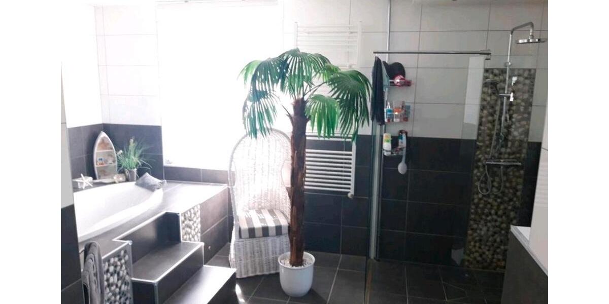 Doppelhaushälfte Duisburg Rheinhausen - 8 Zimmer, 150 m&sup2;, 499.999&euro; | Angebot:27438338