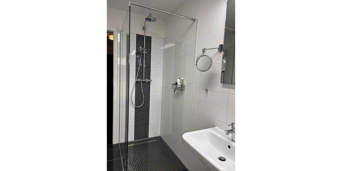 Etagenwohnung Witten Annen - 2 Zimmer, 94 m&sup2;, 320.000&euro; | Angebot:26636309