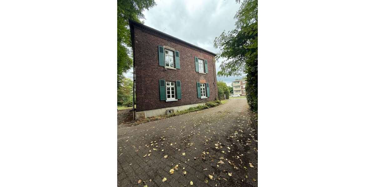 Haus zum Mieten in Duisburg 2.000 € 275 m² 5 zimmer