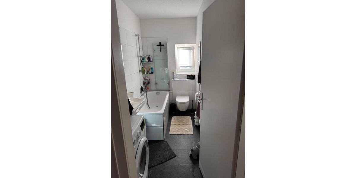 Etagenwohnung Essen Stadtbezirk II - 3 Zimmer, 76 m&sup2;, 980&euro; | Angebot:26386966