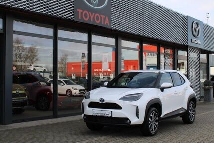 Toyota Yaris Cross 16.686 km 23.492 &euro; Moers 47441