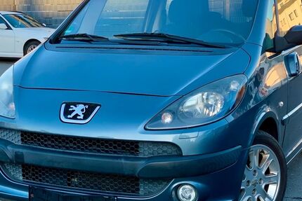 Peugeot 1007 49.623 km 2.300 € Gelsenkirchen 45884
