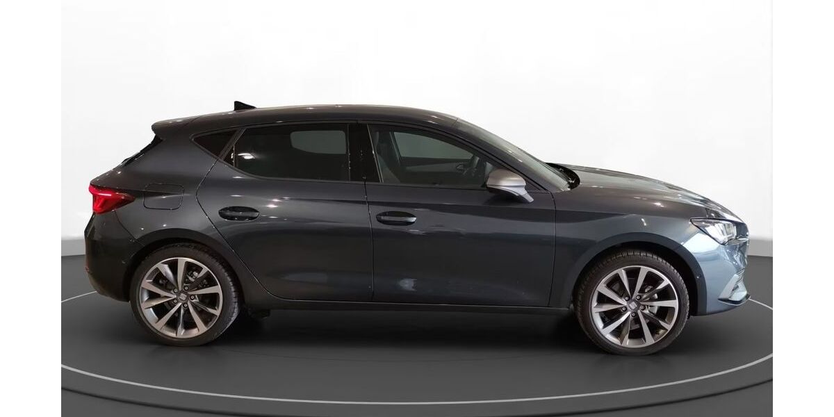 Seat Leon 22.000 km 23.300 &euro; Castrop-Rauxel 44581