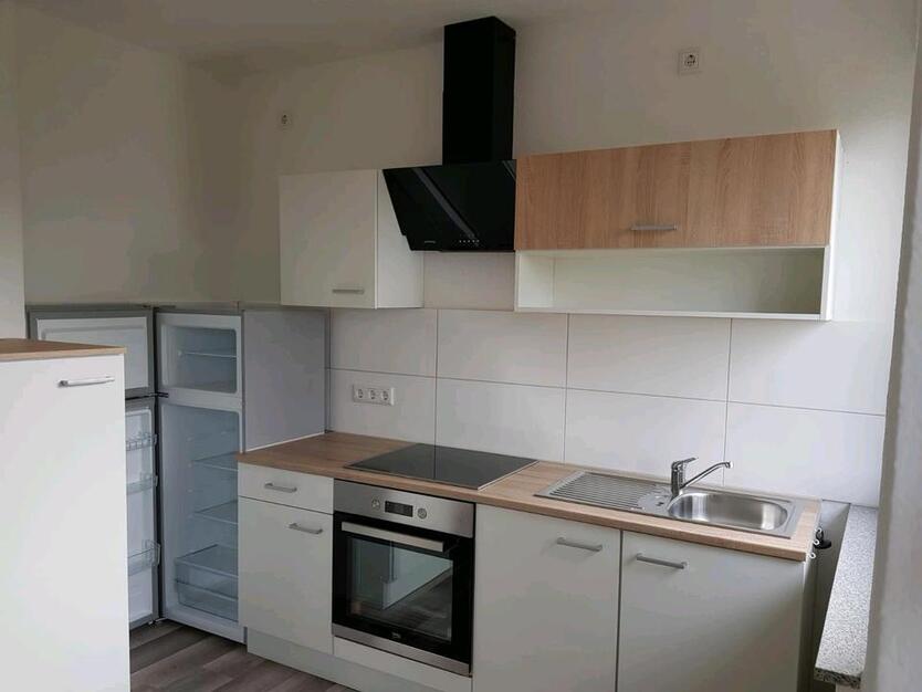 Zweitbezug nach Sanierung: 2-Zimmer-Wohnung mit EBK