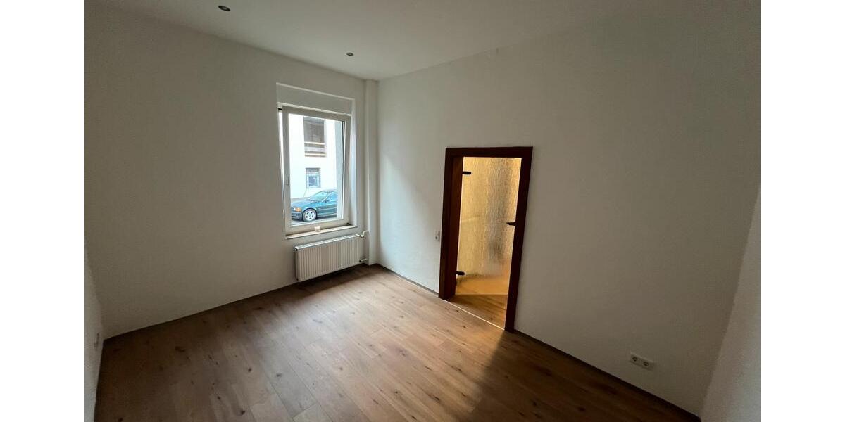 Erdgeschoßwohnung Duisburg Mittelmeiderich - 2 Zimmer, 65 m&sup2;, 940&euro; | Angebot:24943788