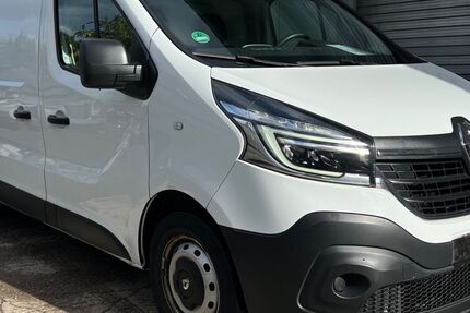 Renault Trafic 141.000 km 12.490 &euro; Essen 45309