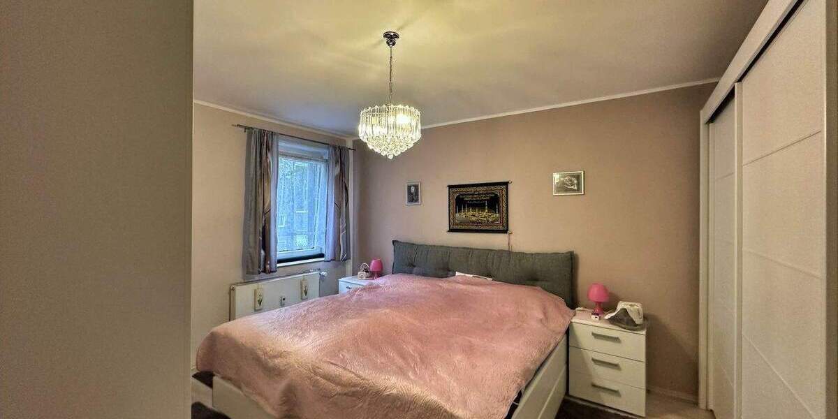 renovierte 3 Zimmer Wohnung, vollmöbliert 3 zimmer