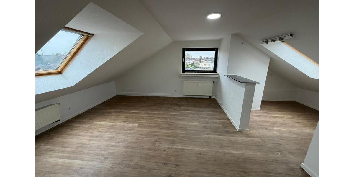 Dachgeschoßwohnung Gladbeck Brauck - 2 Zimmer, 33 m&sup2;, 250&euro; | Angebot:25805503