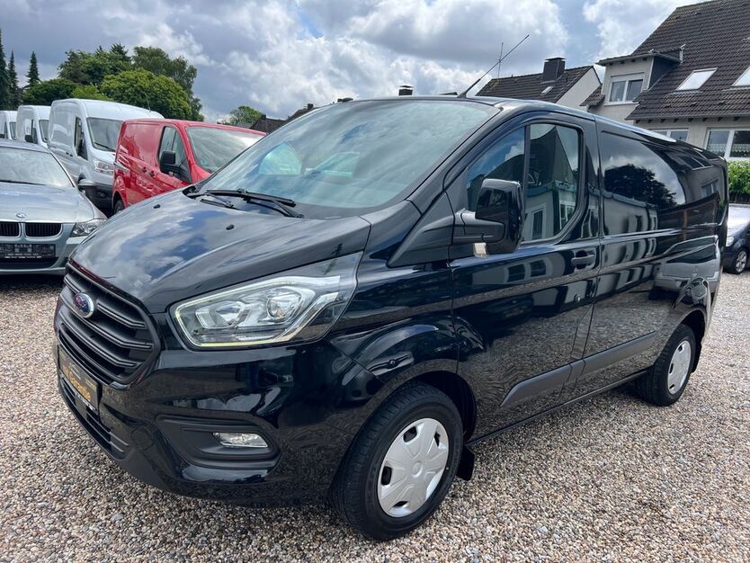 Ford Transit Custom 120.000 km 13.499 € Essen 45355