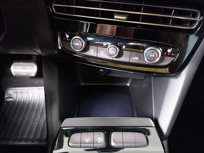 Opel Mokka GS 48V Hybrid, Kamera, LED-Matrix Licht 5.000 km 29.980 € HAAN 42781