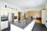 Reihenendhaus Duisburg Duissern - 9 Zimmer, 342 m&sup2;, 1.365.000&euro; | Angebot:26851078