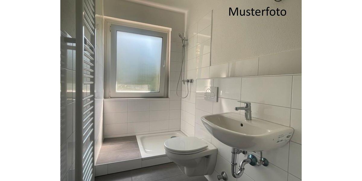 Etagenwohnung Bochum Bochum-Mitte - 2 Zimmer, 48 m&sup2;, 417&euro; | Angebot:26450986
