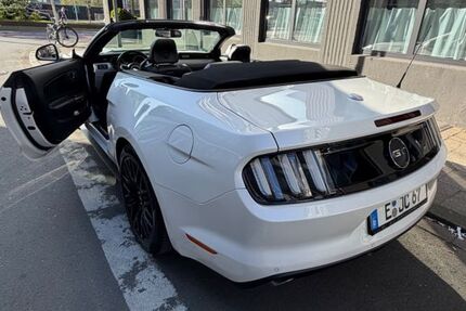 Ford Mustang 79.000 km 25.000 &euro; Essen 45128