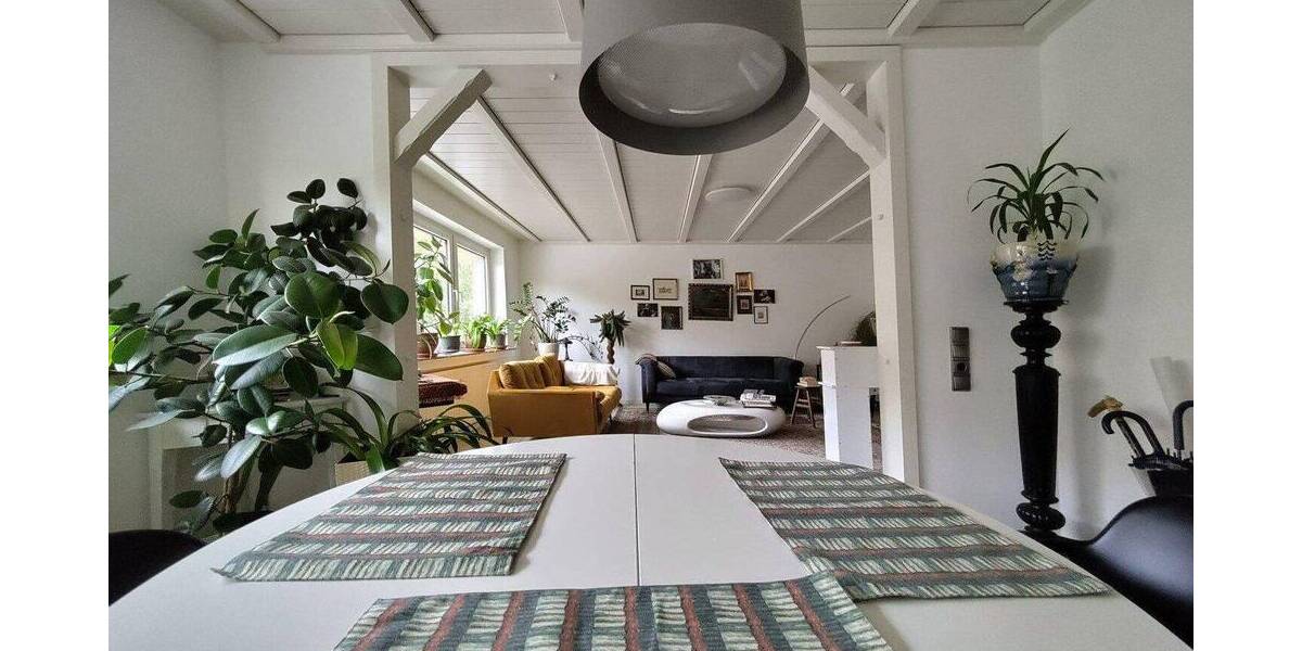 Etagenwohnung Duisburg Neumühl - 4 Zimmer, 114 m&sup2;, 980&euro; | Angebot:26879564