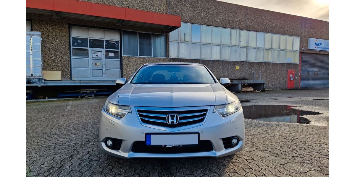 Honda Accord 199.550 km 8.200 &euro; Ratingen 40880