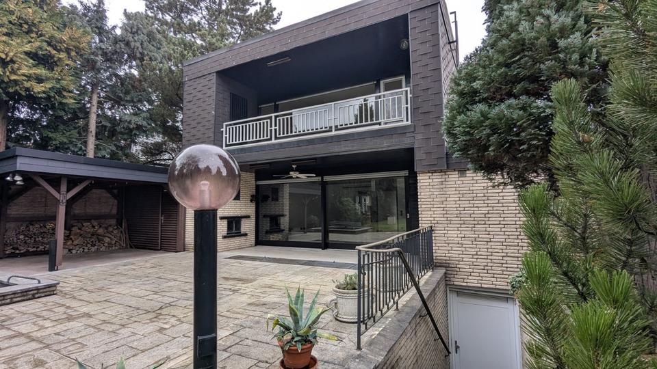 Gehobenes freistehendes EFH Sauna Solar riesen Garten in Drewer 7 zimmer