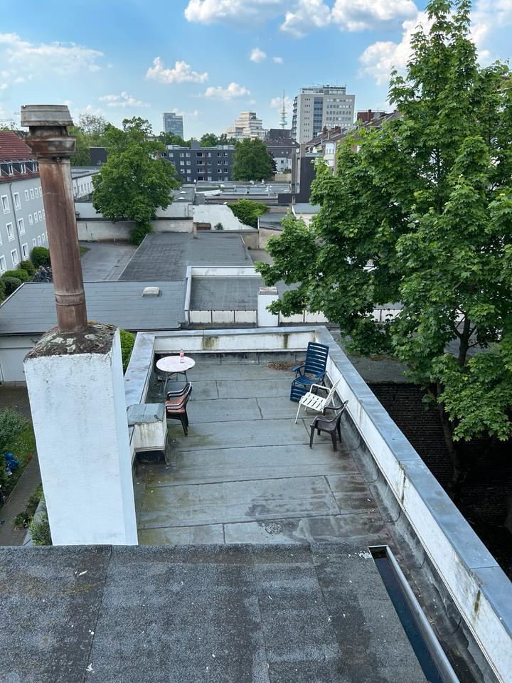 Duisburg Neudorg Maisonette Dachgeschoss Terasse Wohnung zu Vermi zimmer