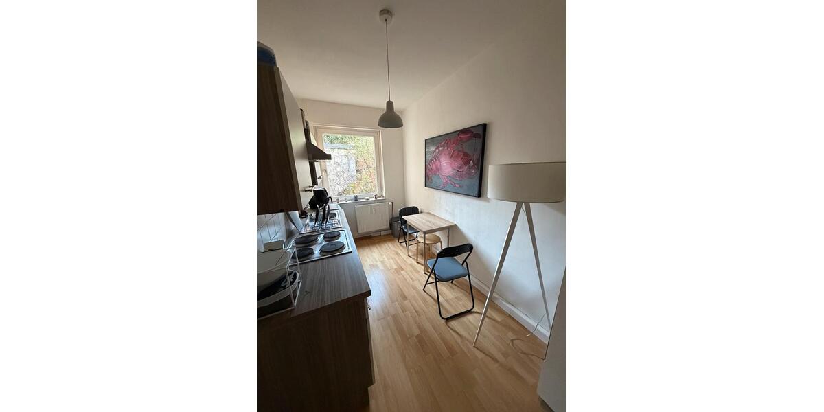 Erdgeschoßwohnung Essen Stadtbezirk III - 1 Zimmer, 33 m&sup2;, 305&euro; | Angebot:25780062