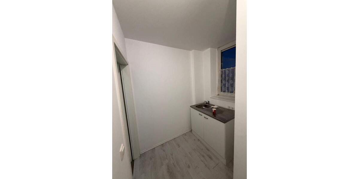 BüroPraxisLadenlokal zu vermieten zimmer