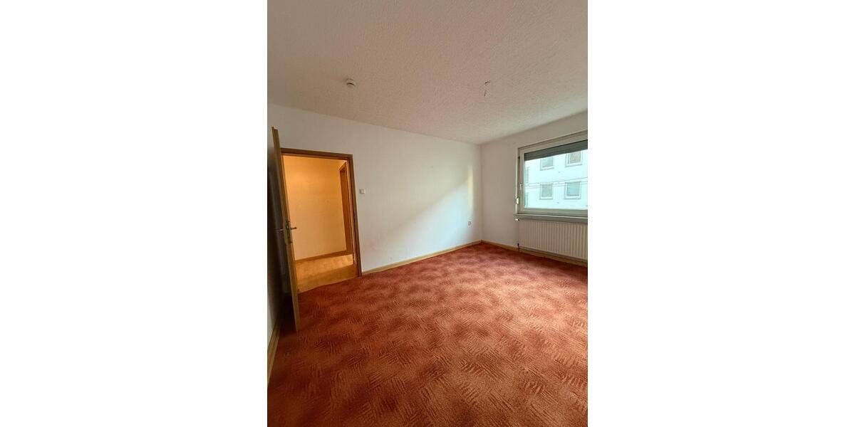 Großzügige 3,5-Zimmer-Wohnung in zentraler Lage von Bochum-Watten 3.5 zimmer