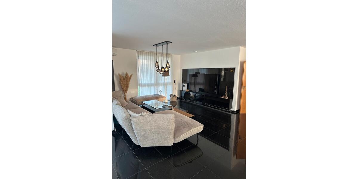 Freistehendes Einfamilienhaus an der Ried 8 zimmer