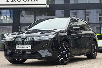 BMW iX 50.096 km 46.930 &euro; Wuppertal 42117