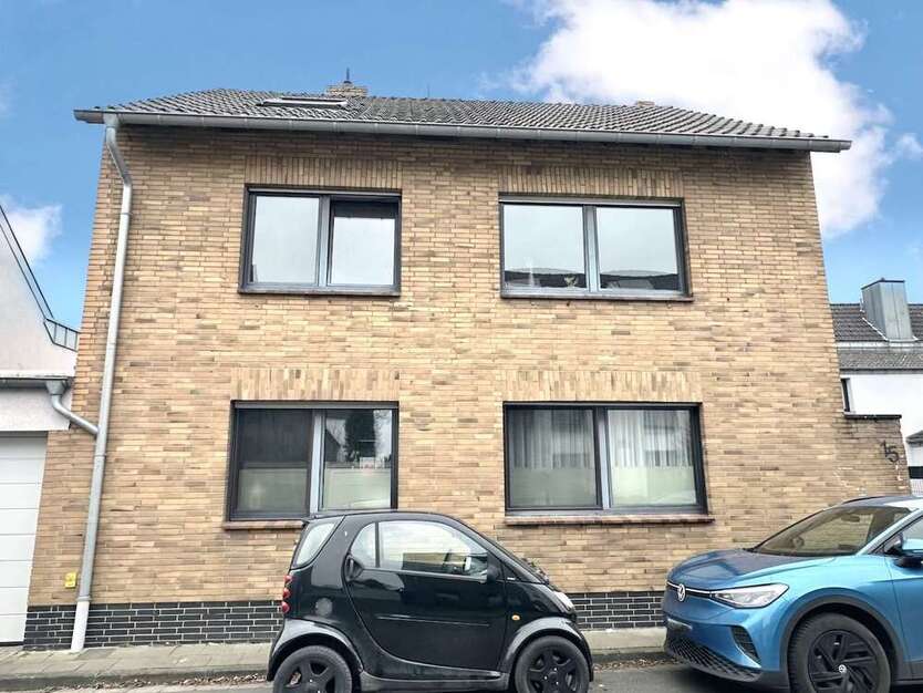 Haus zum Kaufen in Neuss 549.000 € 155 m²