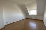 Dachgeschoßwohnung Essen Stadtbezirk III - 1 Zimmer, 28 m&sup2;, 309&euro; | Angebot:25754023