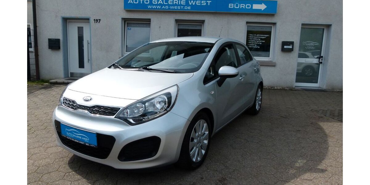 Kia Rio 99.606 km 6.790 &euro; Bochum 44809