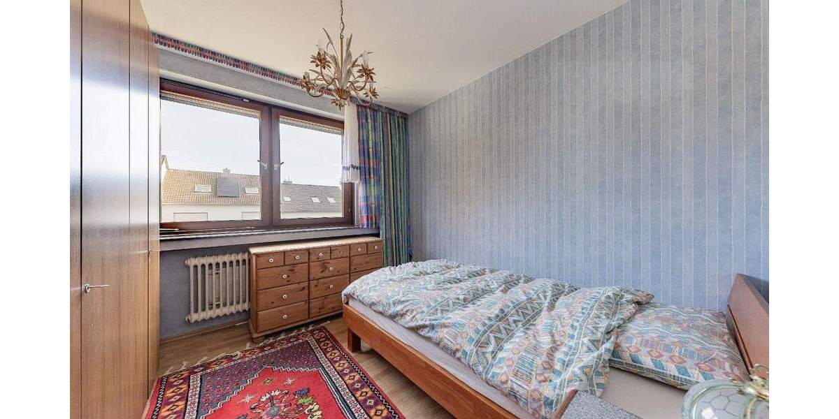 Mehrgenerationenwohnen am Schwelmer Loh: Reihenmittelhaus mit zwei Wohneinheiten 6 zimmer