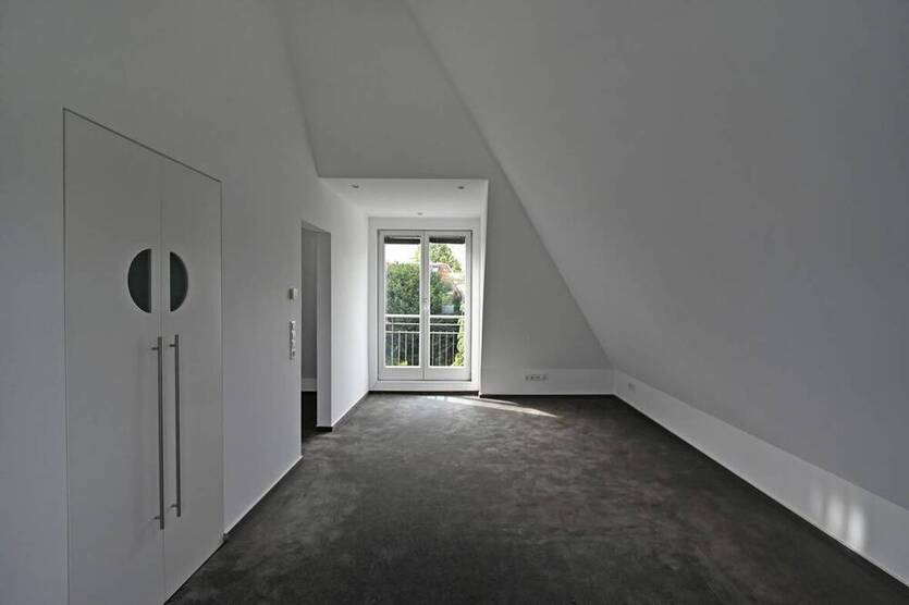 Limited Edition! Komfortable, ganz helle Penthouse-Wohnung in Bredeneyer Toplage